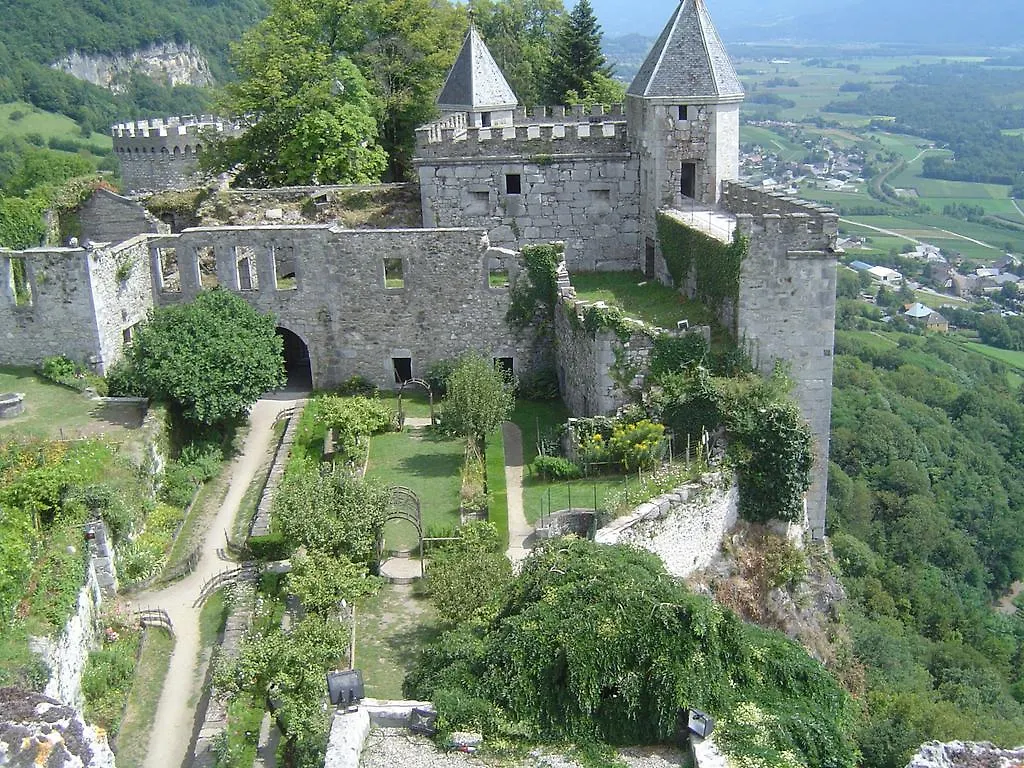 Gite De L'Archevecal Betton-Bettonet